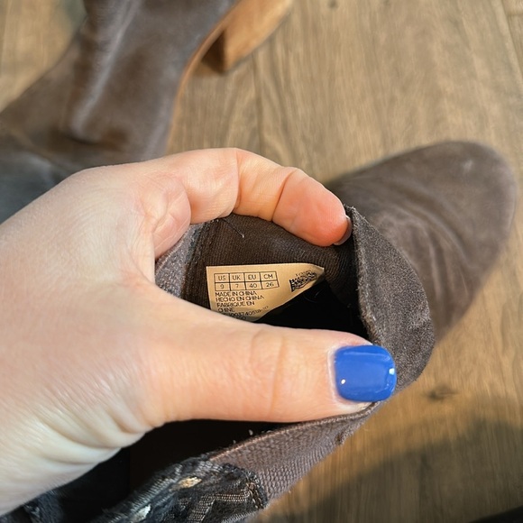 Toms Grey Booties size 9 Women’s - Picture 5 of 5